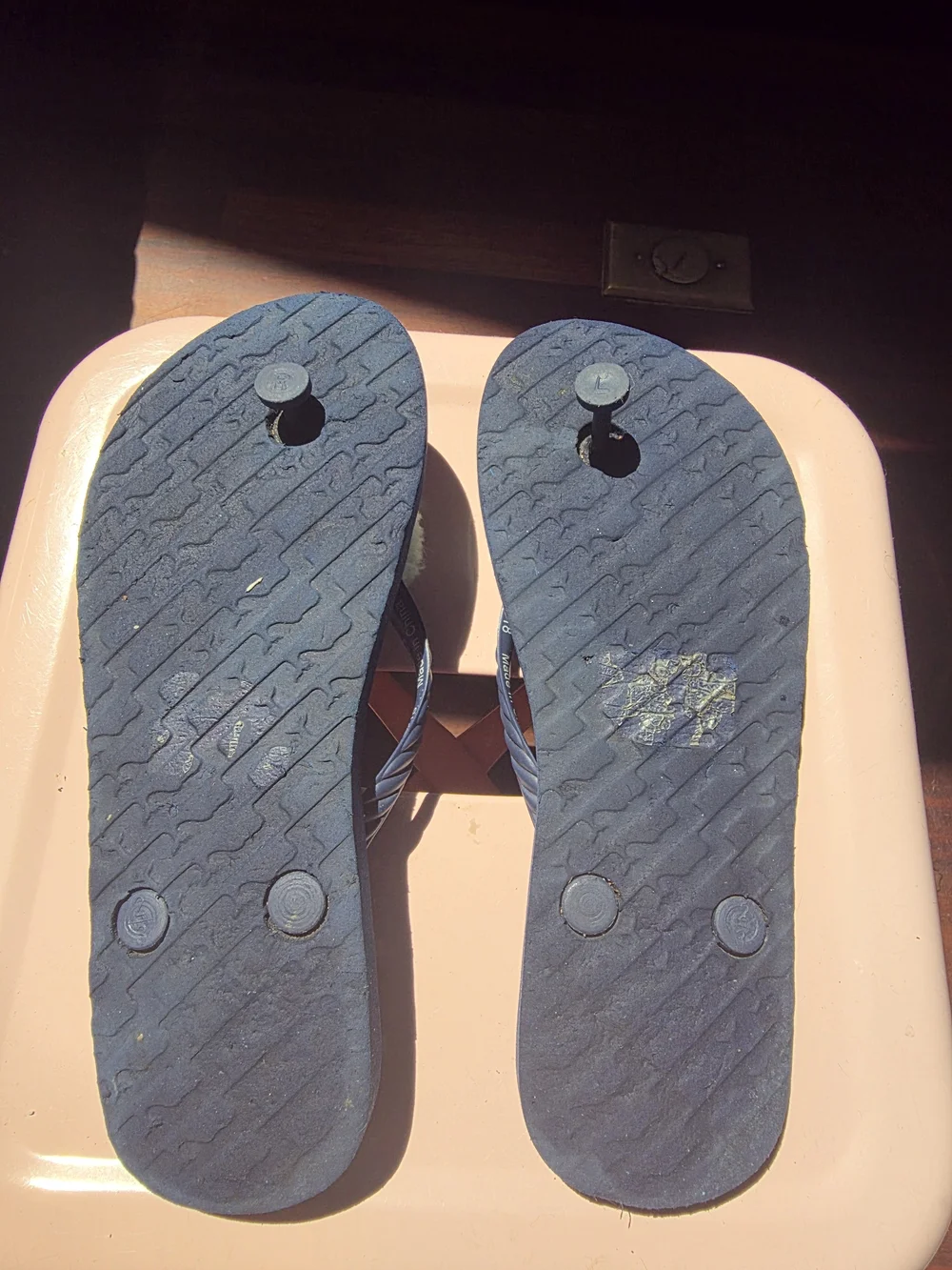 Vineyard Vines Navy Stripe Flip Flops with Pink Blue Green Pom Poms